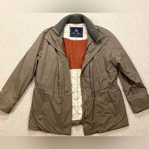 Loro Piana Womens Snowdream Creekside Jacket. Size 46 (10-12 US). Made in Italy.